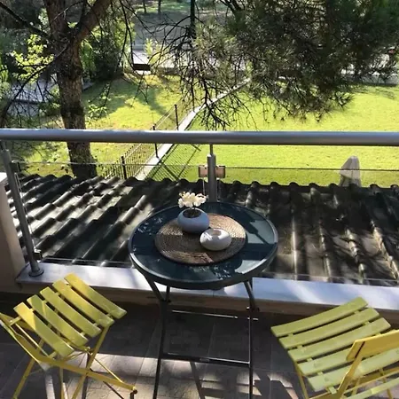Karidi Maisonette Feriehus *